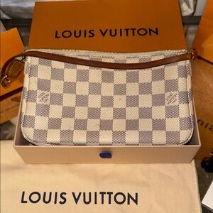 Authentic Louis Vuitton Damier Azur Pochette Accessoires